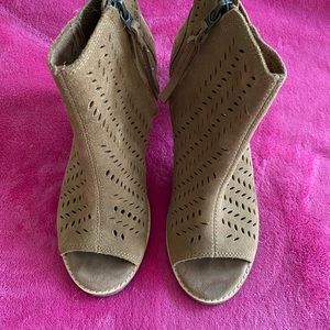 Toms Open toe Heels